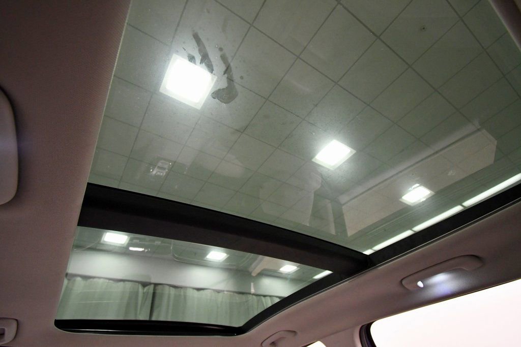 Used 2024 Hyundai Tucson Limited image 16