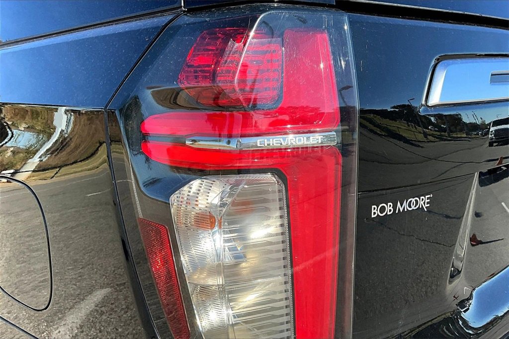 Used 2021 Chevrolet Suburban High Country image 33