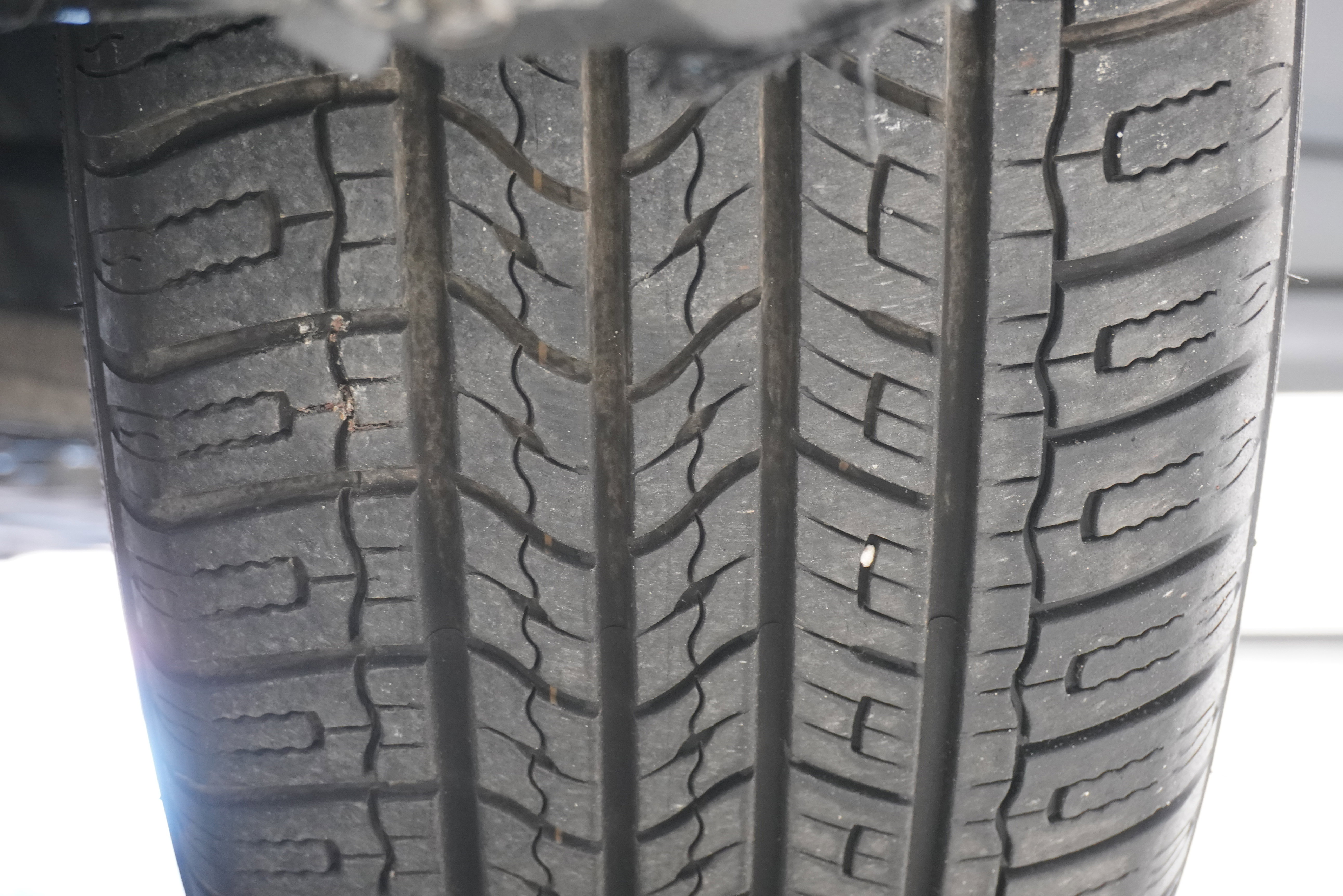 Used 2019 INFINITI QX50 Essential w/ Cargo Package image 31