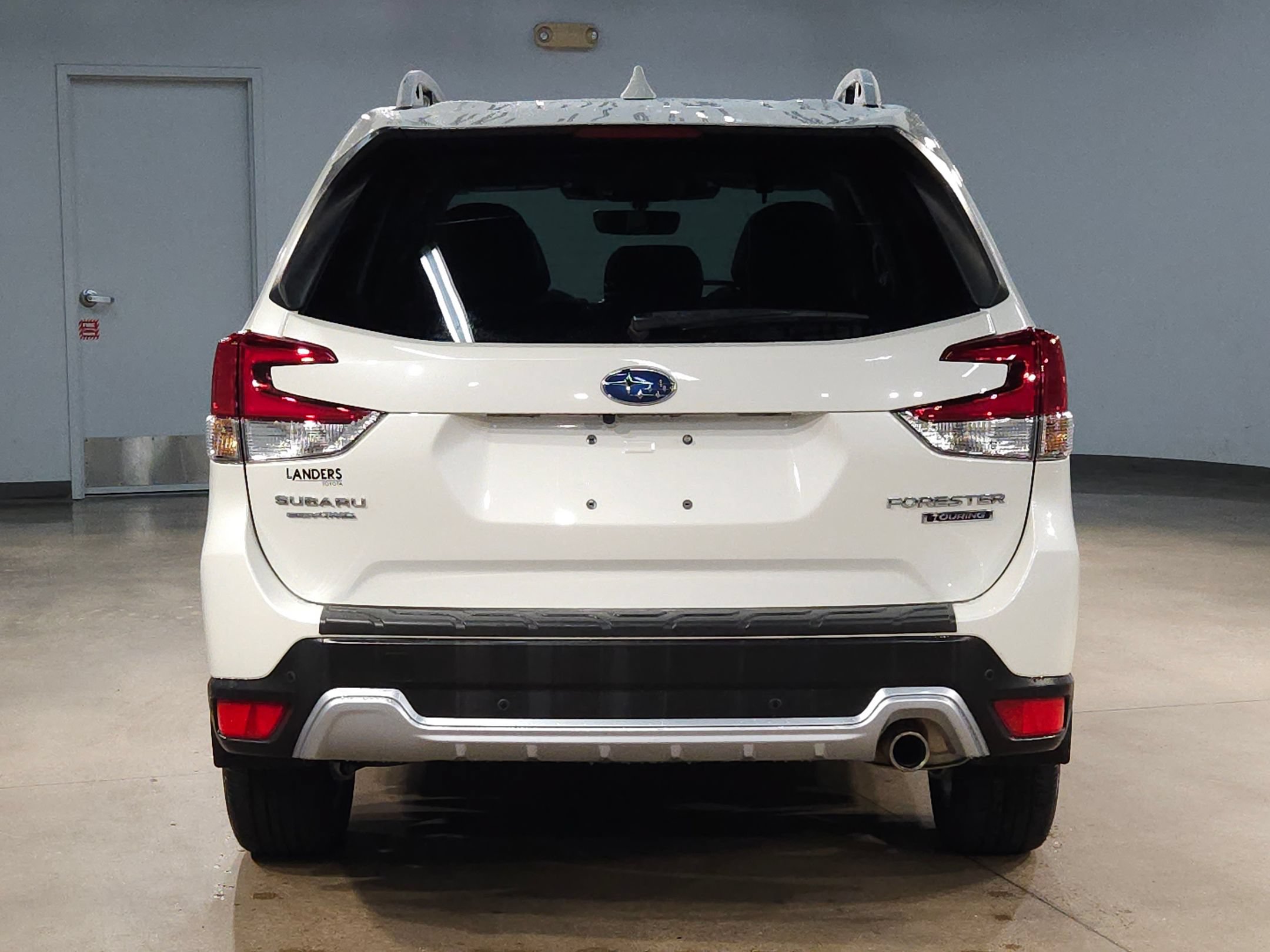 Used 2023 Subaru Forester Touring w/ Popular Package #2 AWD/4WD image 6