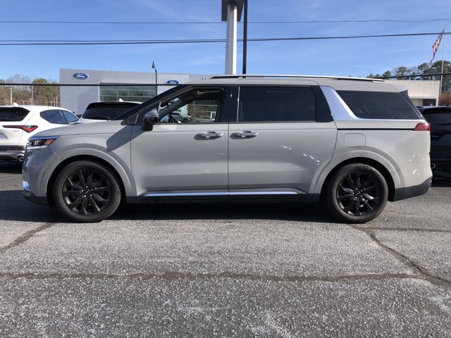 Used 2022 Kia Carnival SX Prestige image 2