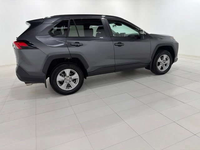 Used 2025 Toyota RAV4 XLE w/ Convenience Package AWD/4WD image 6