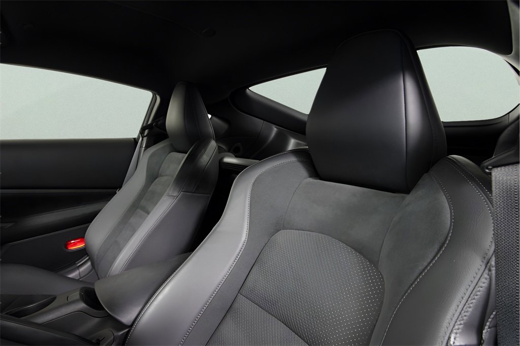 Used 2025 Nissan Z Performance w/ Floor Mat Package image 19