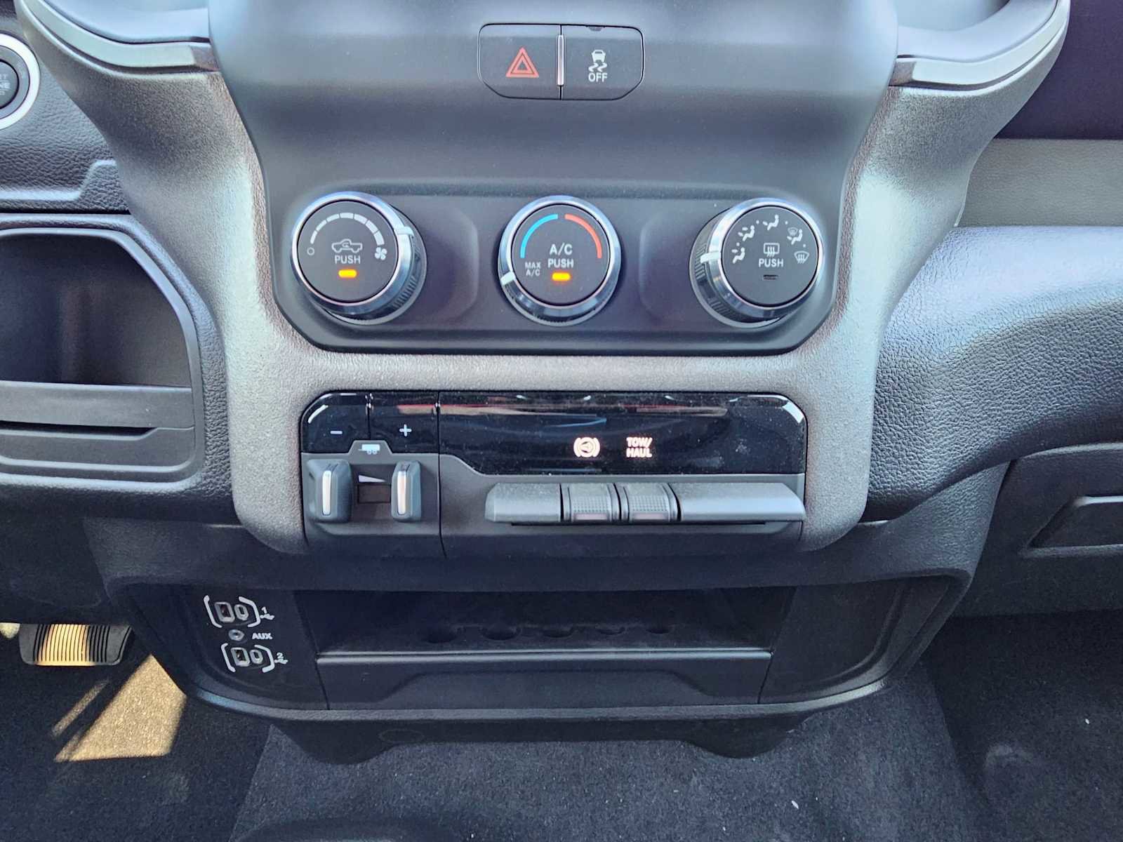 Used 2024 RAM 2500 Tradesman w/ Protection Group image 13