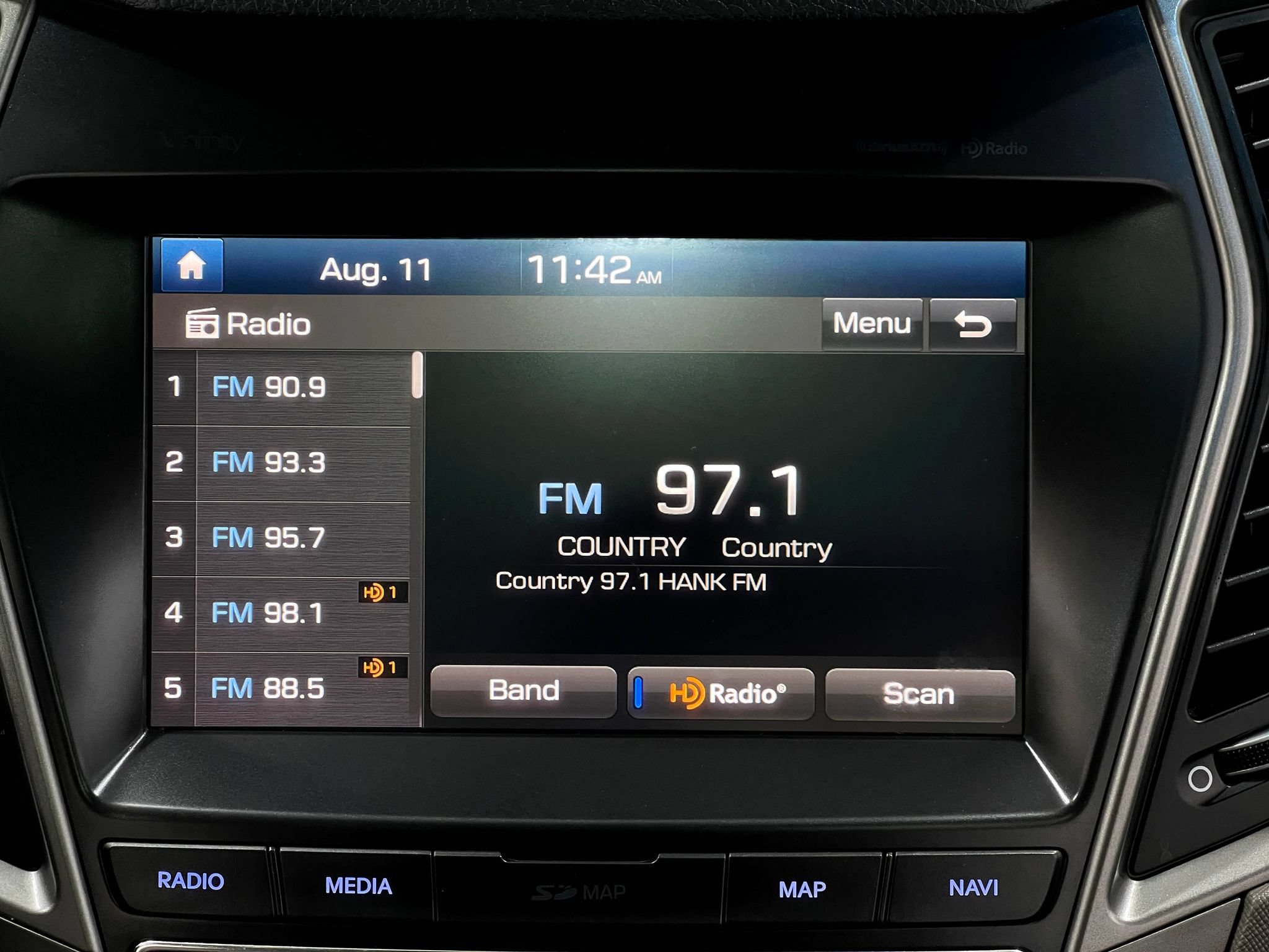 Used 2019 Hyundai Santa Fe XL AWD/4WD image 24