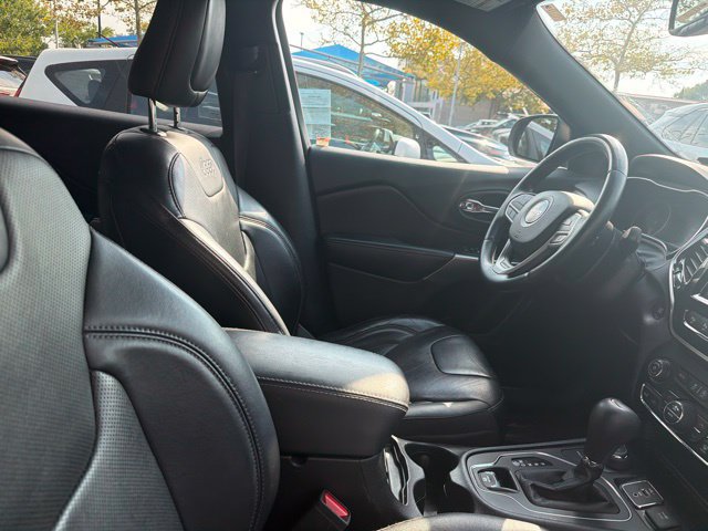 Used 2019 Jeep Cherokee High Altitude AWD/4WD image 11