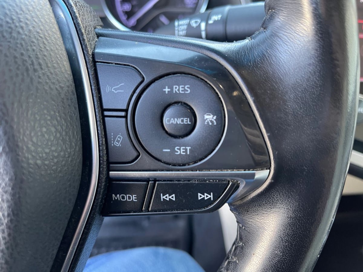 Used 2019 Toyota Camry XLE w/ Driver Assist Package FWD image 26