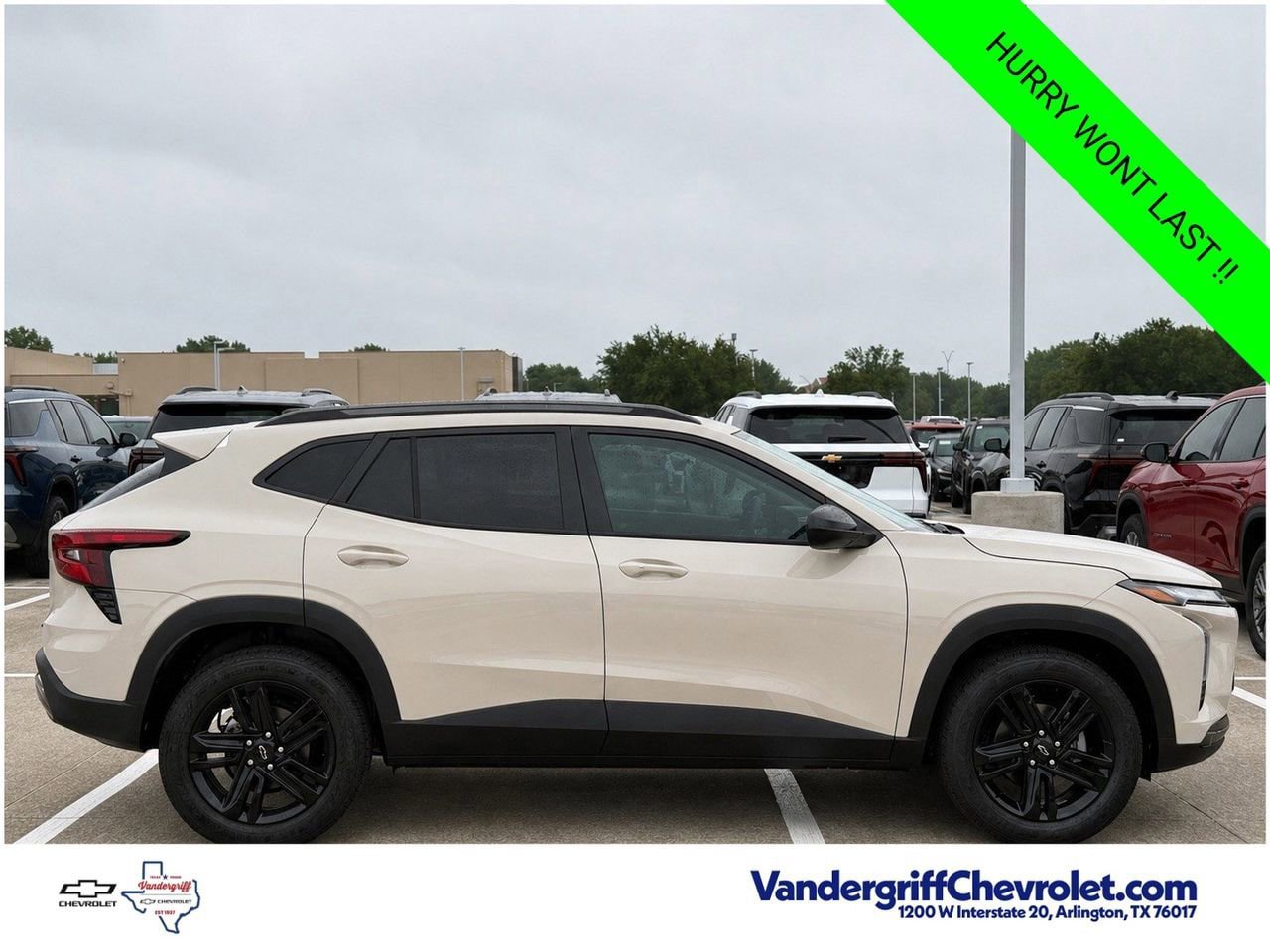 New 2026 Chevrolet Trax ACTIV w/ Driver Confidence Package FWD image 3