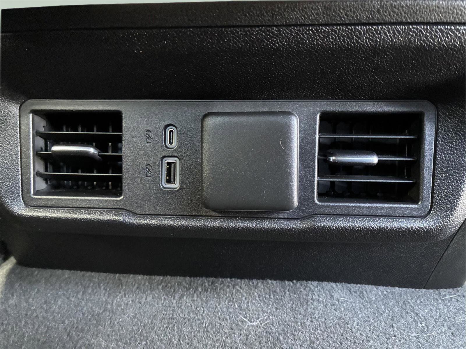 Used 2024 GMC Sierra 1500 Elevation AWD/4WD image 7