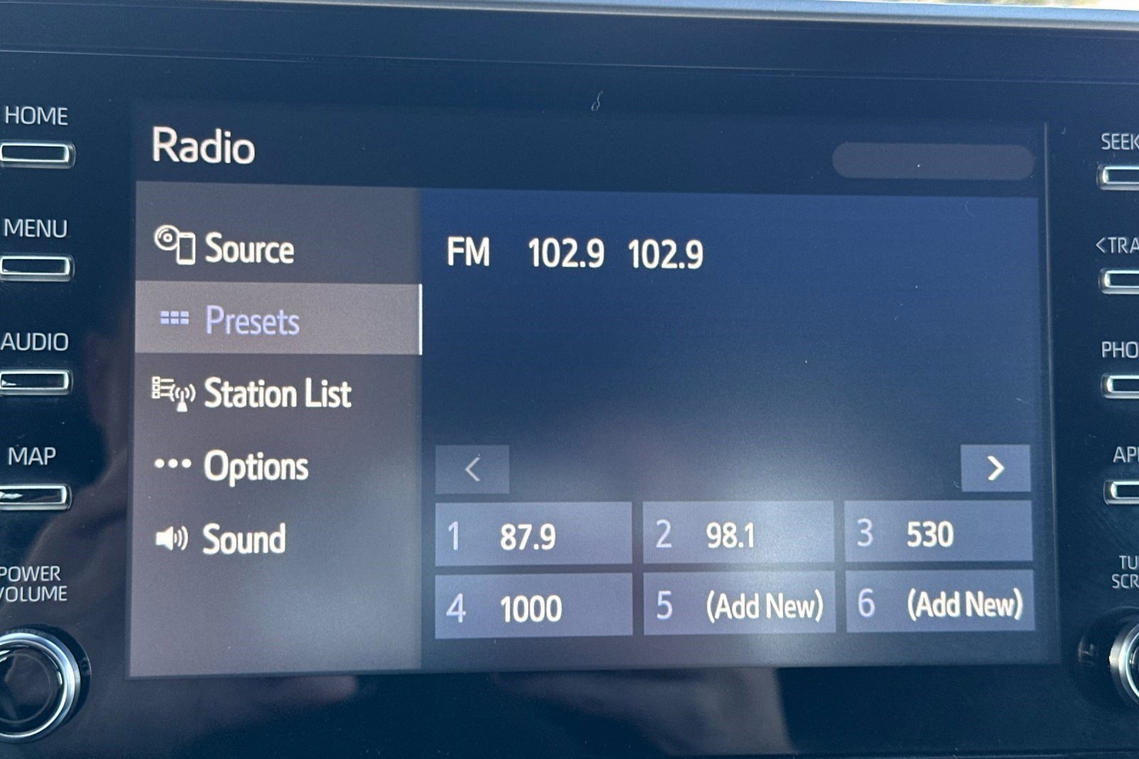 Used 2019 Toyota C-HR XLE image 23