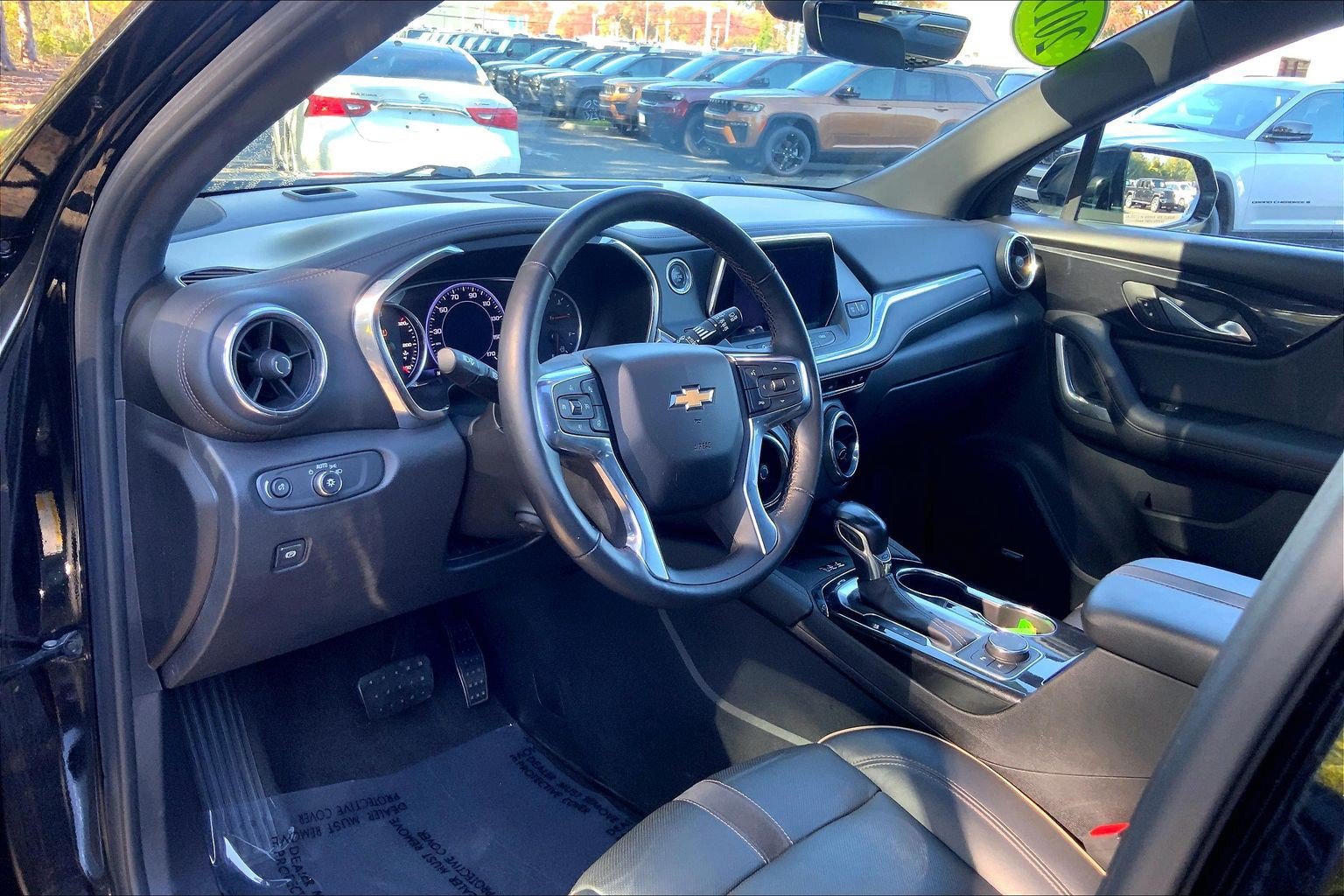 Used 2019 Chevrolet Blazer Premier w/ Sun and Wheels Package AWD/4WD image 14