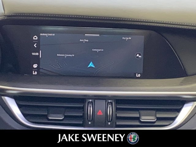 Used 2023 Alfa Romeo Stelvio Ti image 12