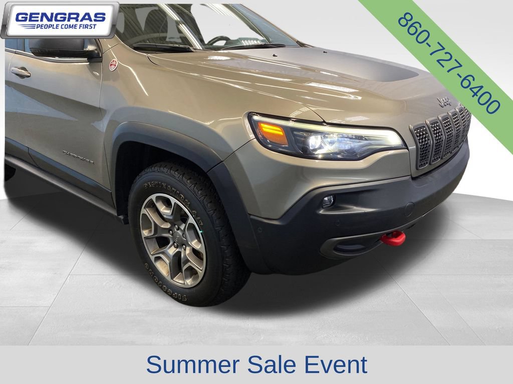 Used 2020 Jeep Cherokee Trailhawk AWD/4WD image 45