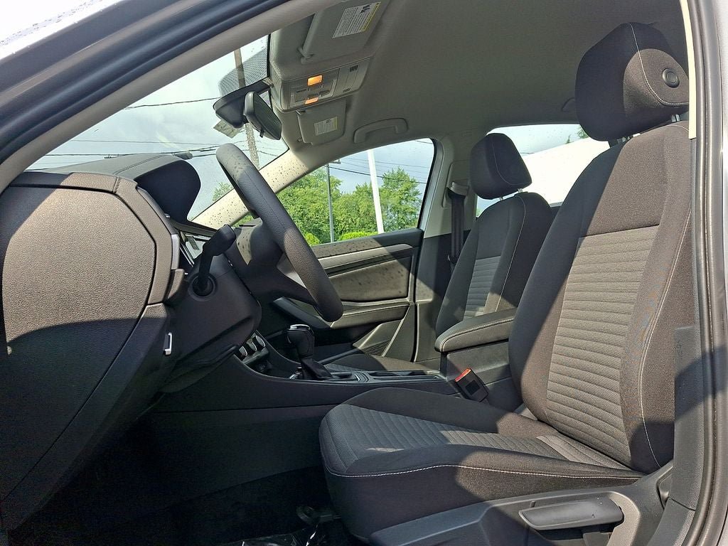 Certified 2023 Volkswagen Jetta S FWD image 13