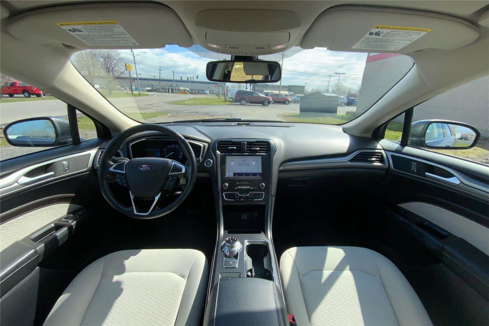 Used 2020 Ford Fusion SE w/ Equipment Group 151A image 31