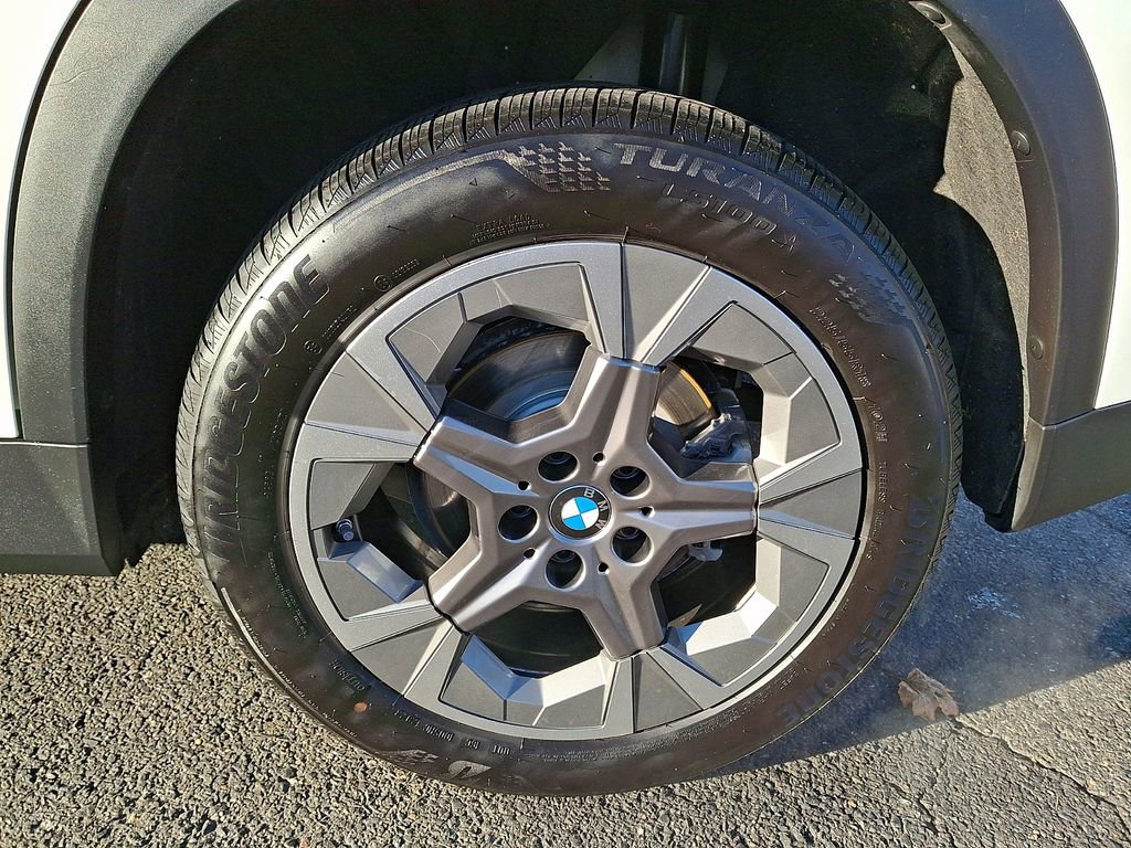 Certified 2023 BMW X1 xDrive28i w/ Convenience Package image 6