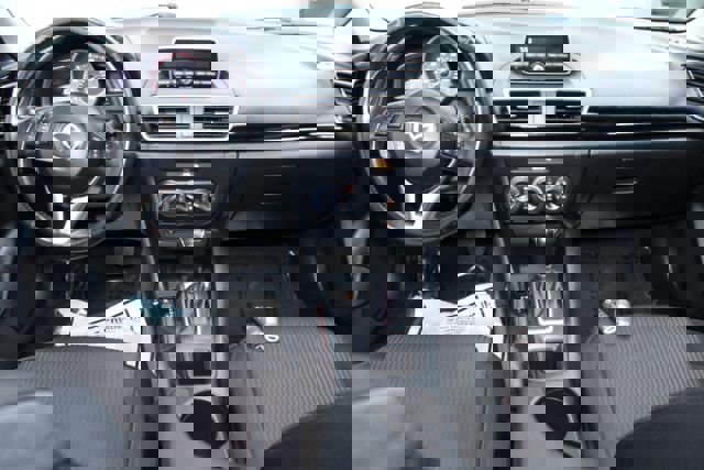 Used 2014 MAZDA MAZDA3 i Touring image 2