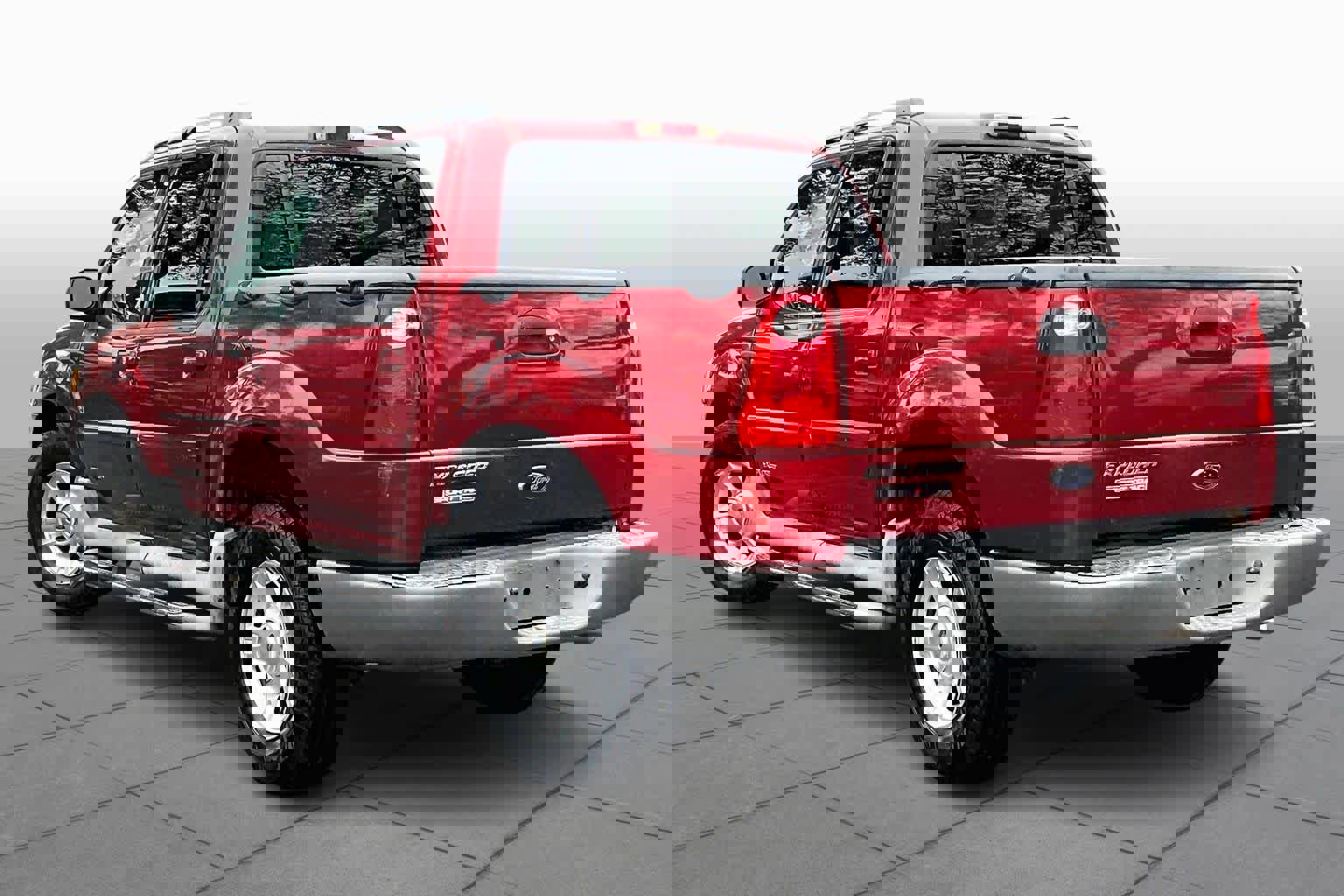 Used 2002 Ford Explorer Sport Trac 2WD image 11