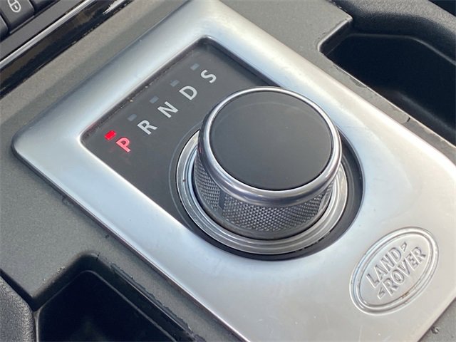 Used 2016 Land Rover LR4 HSE Silver Edition image 16