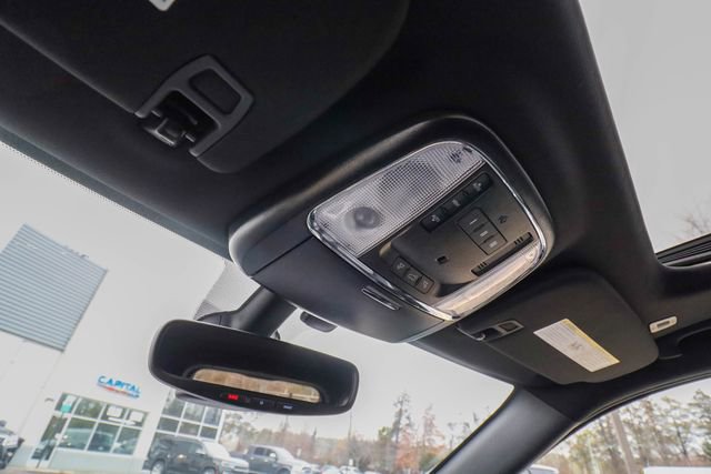 Used 2019 Jeep Grand Cherokee Limited AWD/4WD image 54