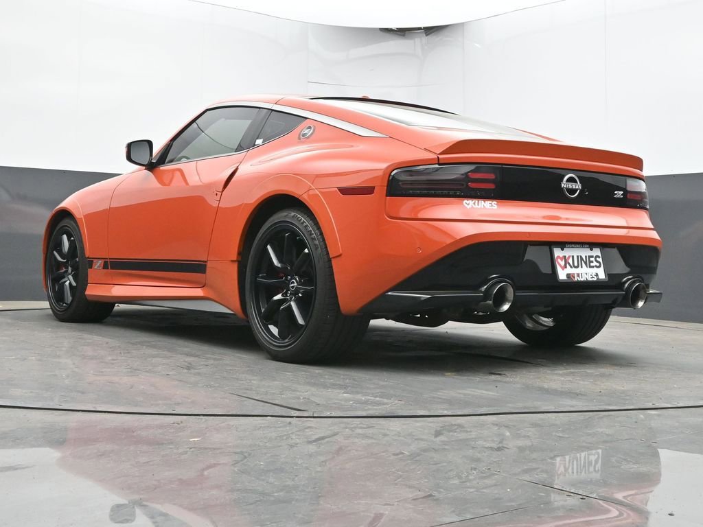 Used 2024 Nissan Z Performance w/ Heritage Edition RWD image 53