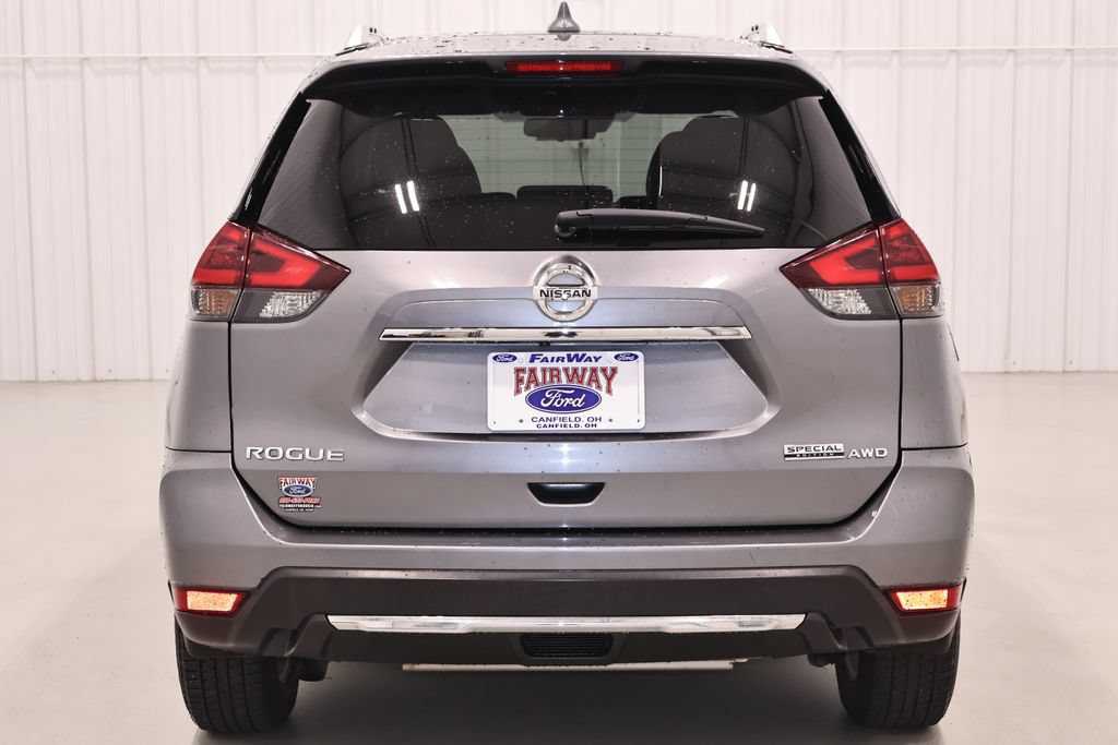 Used 2019 Nissan Rogue S w/ Special Edition Package AWD/4WD image 8