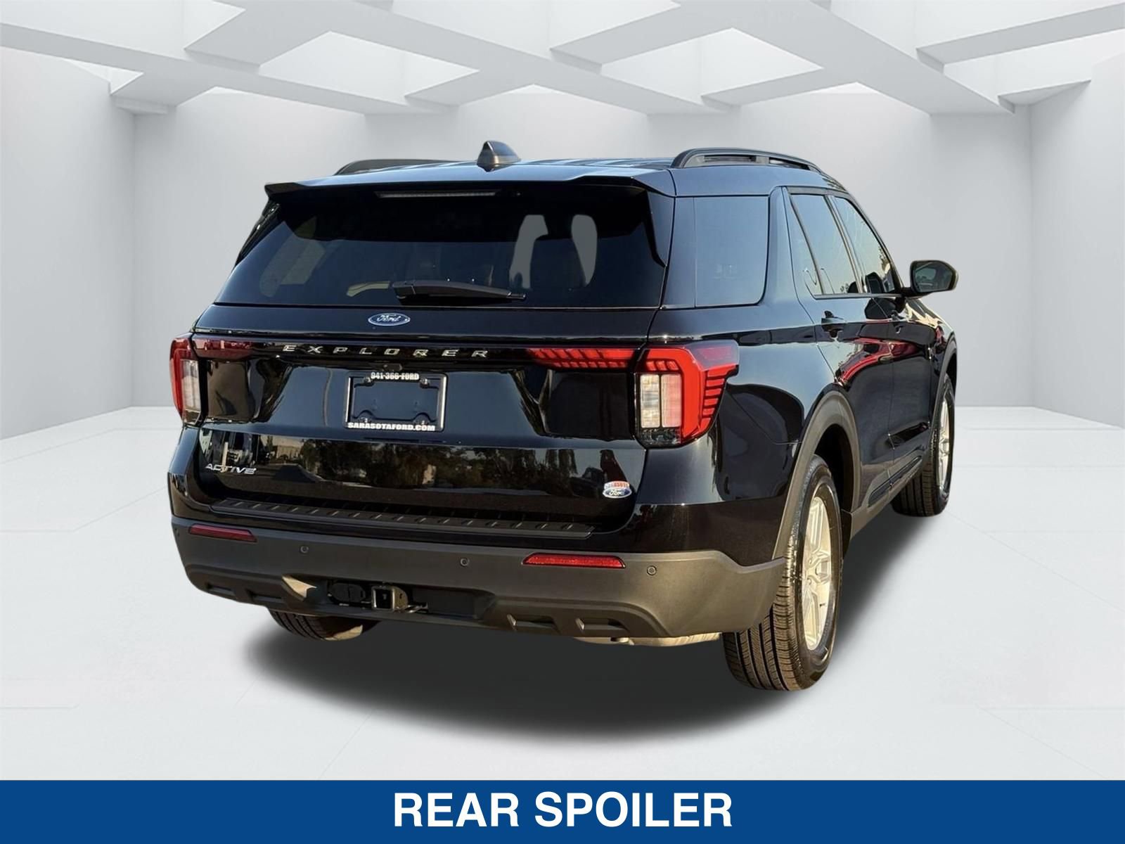New 2026 Ford Explorer Active RWD image 5