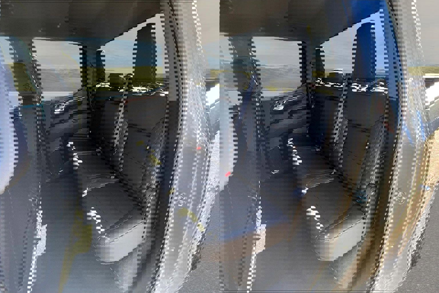 Used 2024 GMC Sierra 1500 SLT image 15