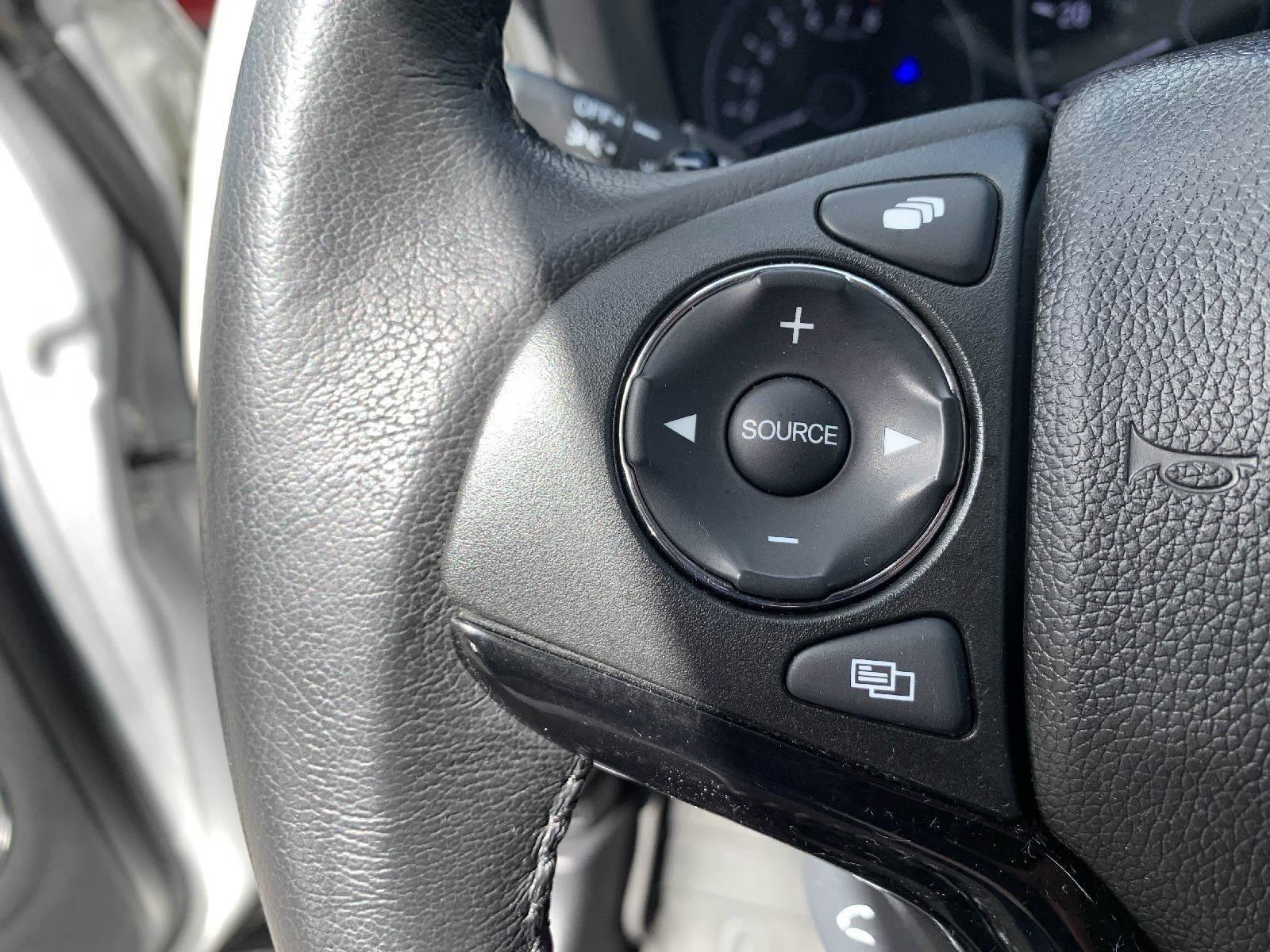Used 2016 Honda HR-V EX-L image 16