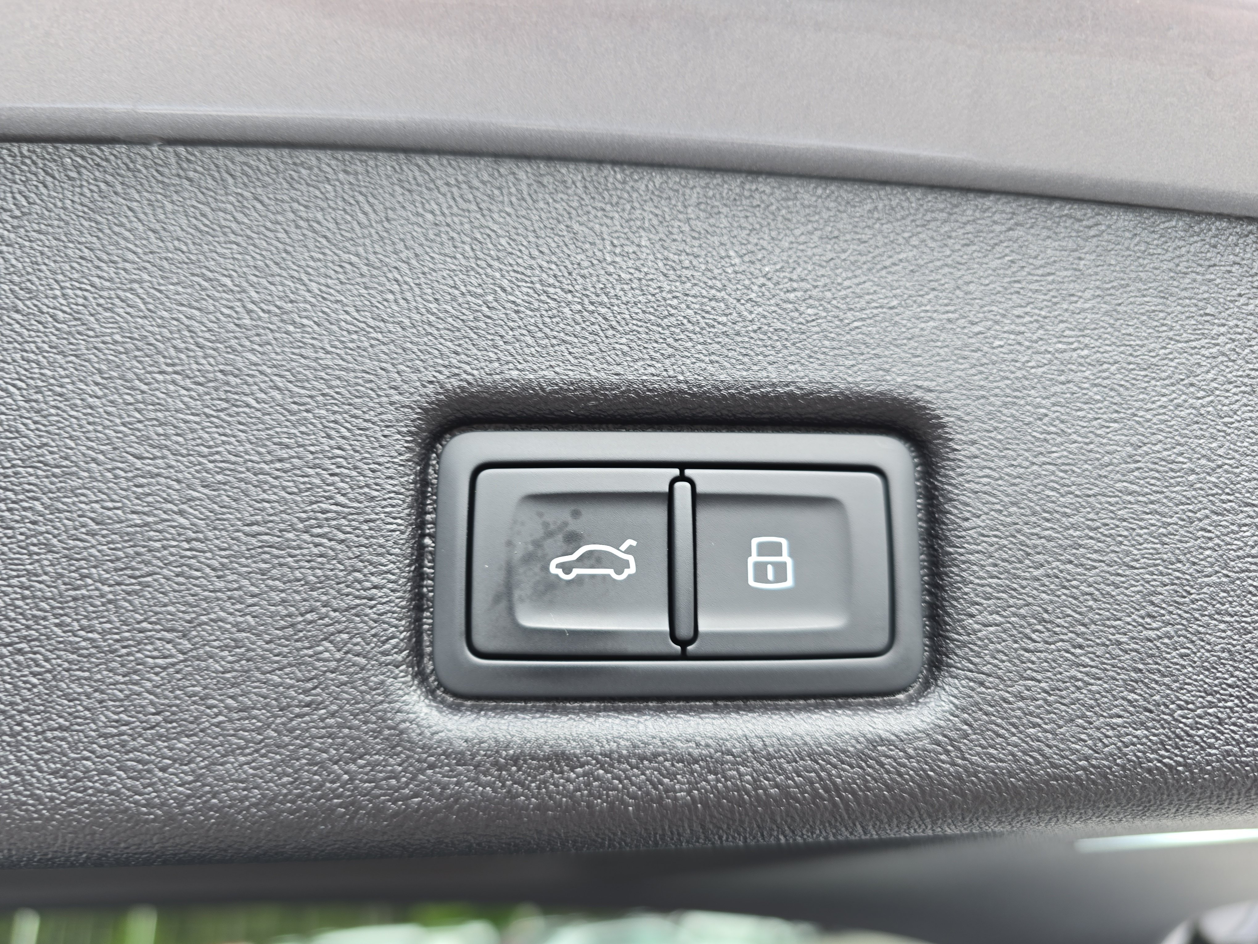 Certified 2025 Audi Q5 Premium Plus w/ Premium Plus AWD/4WD image 13