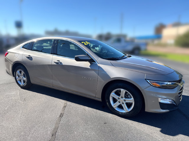 Used 2024 Chevrolet Malibu LT FWD image 7