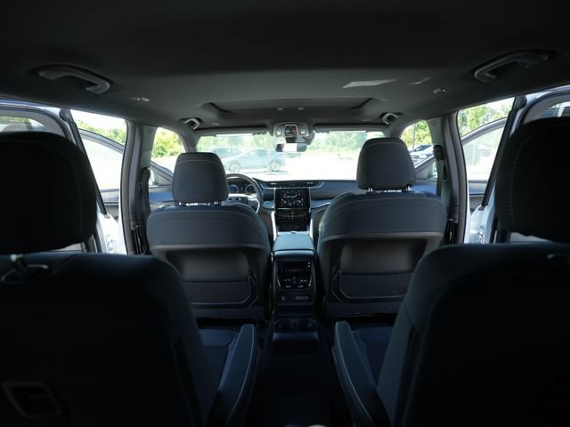 New 2026 Jeep Grand Cherokee L 4WD image 24
