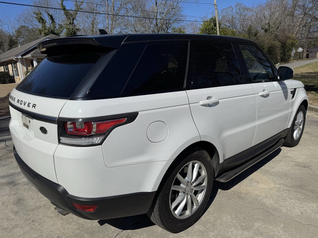 Used 2016 Land Rover Range Rover Sport SE image 8