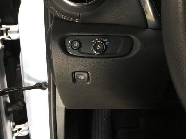 Used 2025 Chevrolet Blazer LT image 35