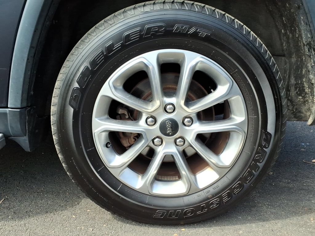 Used 2014 Jeep Grand Cherokee Limited AWD/4WD image 27