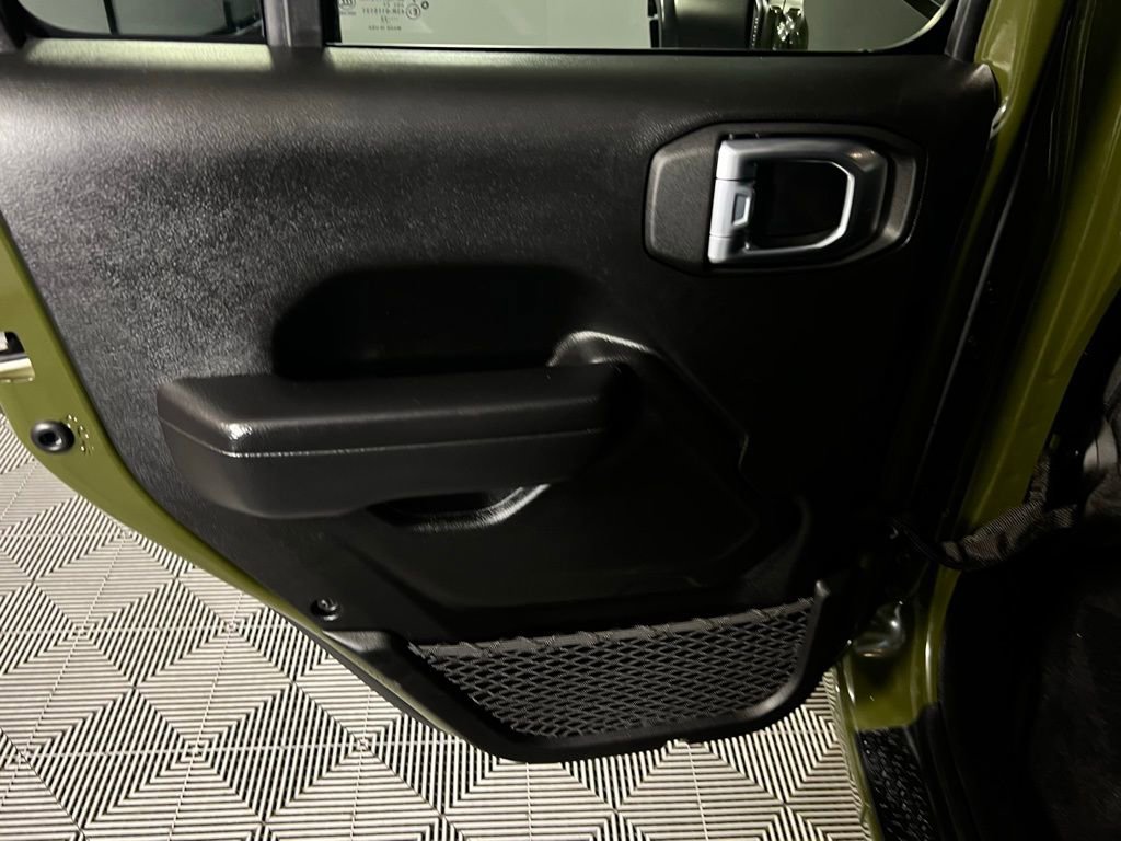 Used 2022 Jeep Wrangler Unlimited Sport image 27