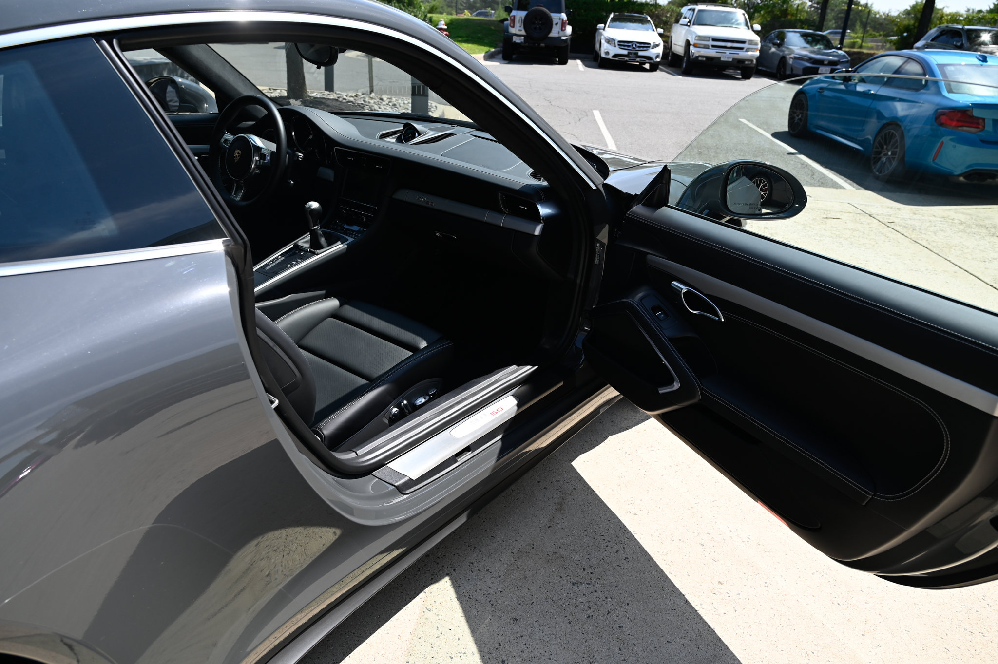 Used 2014 Porsche 911 50th Anniversary Edition RWD image 40