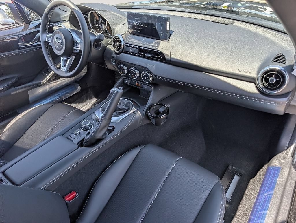 New 2026 MAZDA MX-5 Miata RF Grand Touring w/ Appearance Package RWD image 21