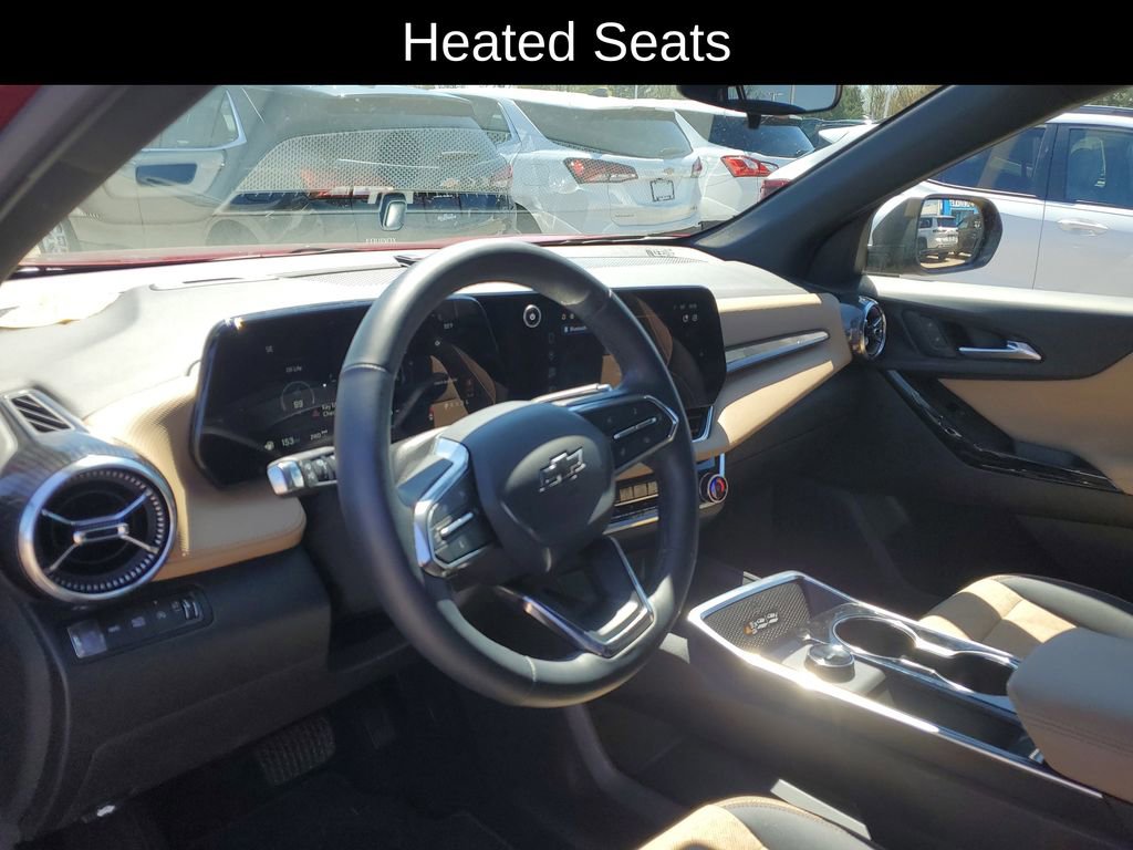 Used 2025 Chevrolet Equinox ACTIV AWD/4WD image 7