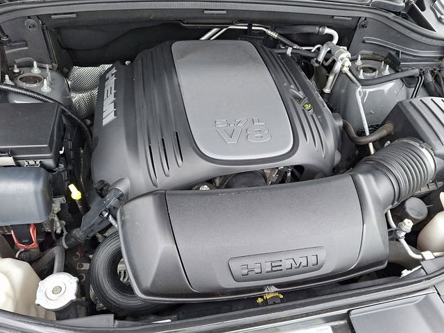 Used 2020 Dodge Durango R/T w/ Blacktop Package AWD/4WD image 28