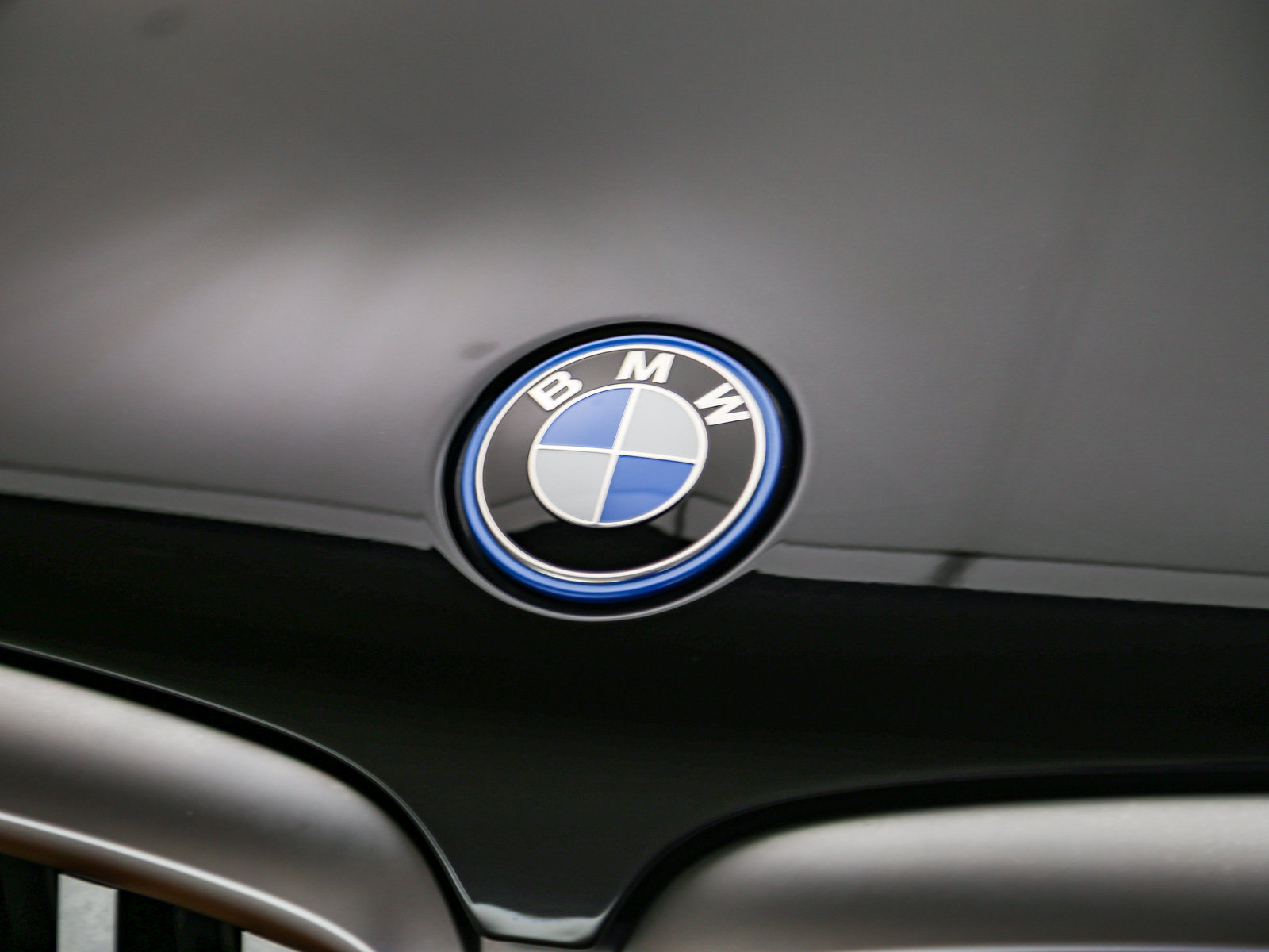 Certified 2024 BMW X5 xDrive50e w/ M Sport Package AWD/4WD image 9