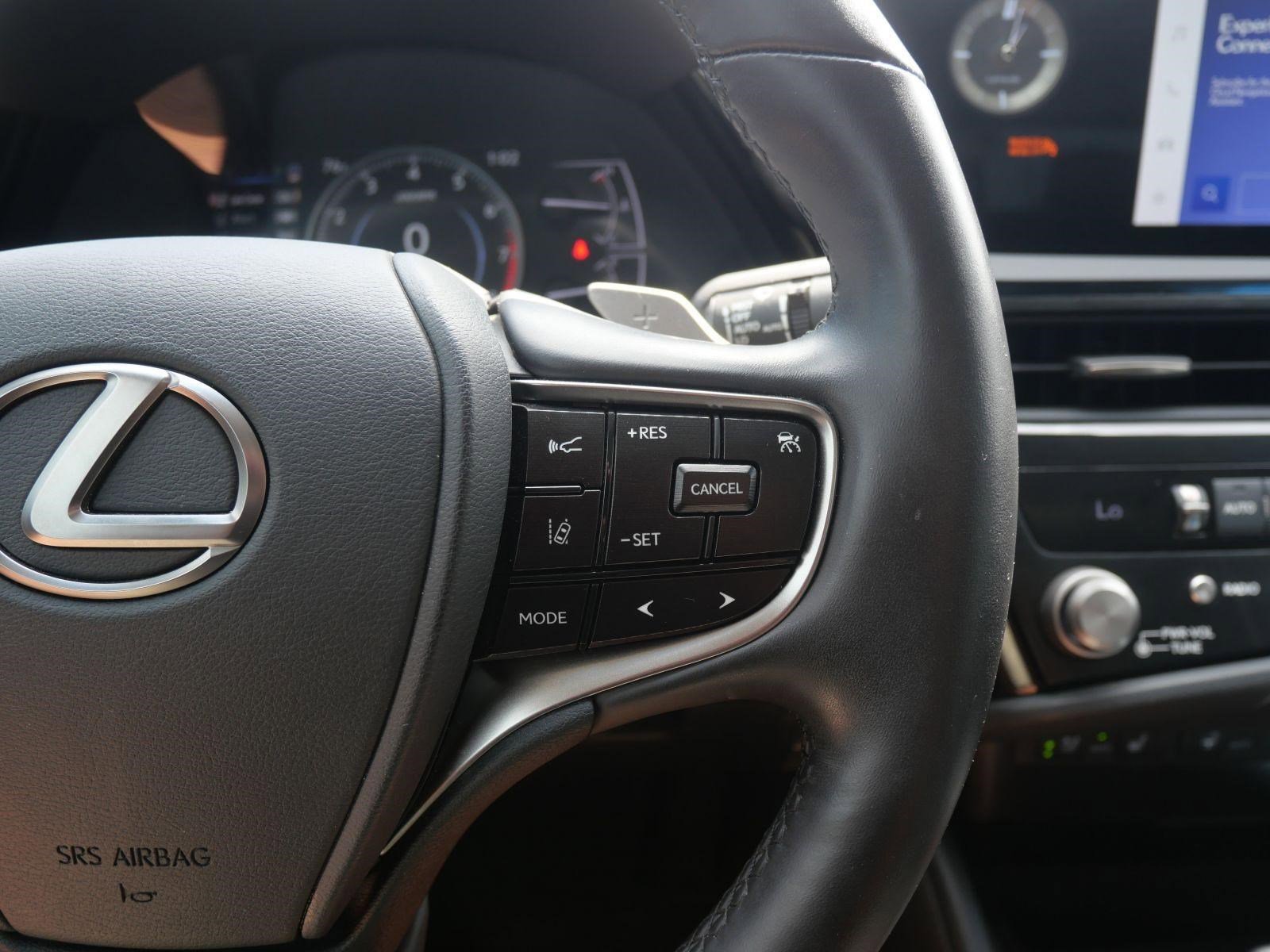 Certified 2024 Lexus ES 350 w/ Premium Package image 13