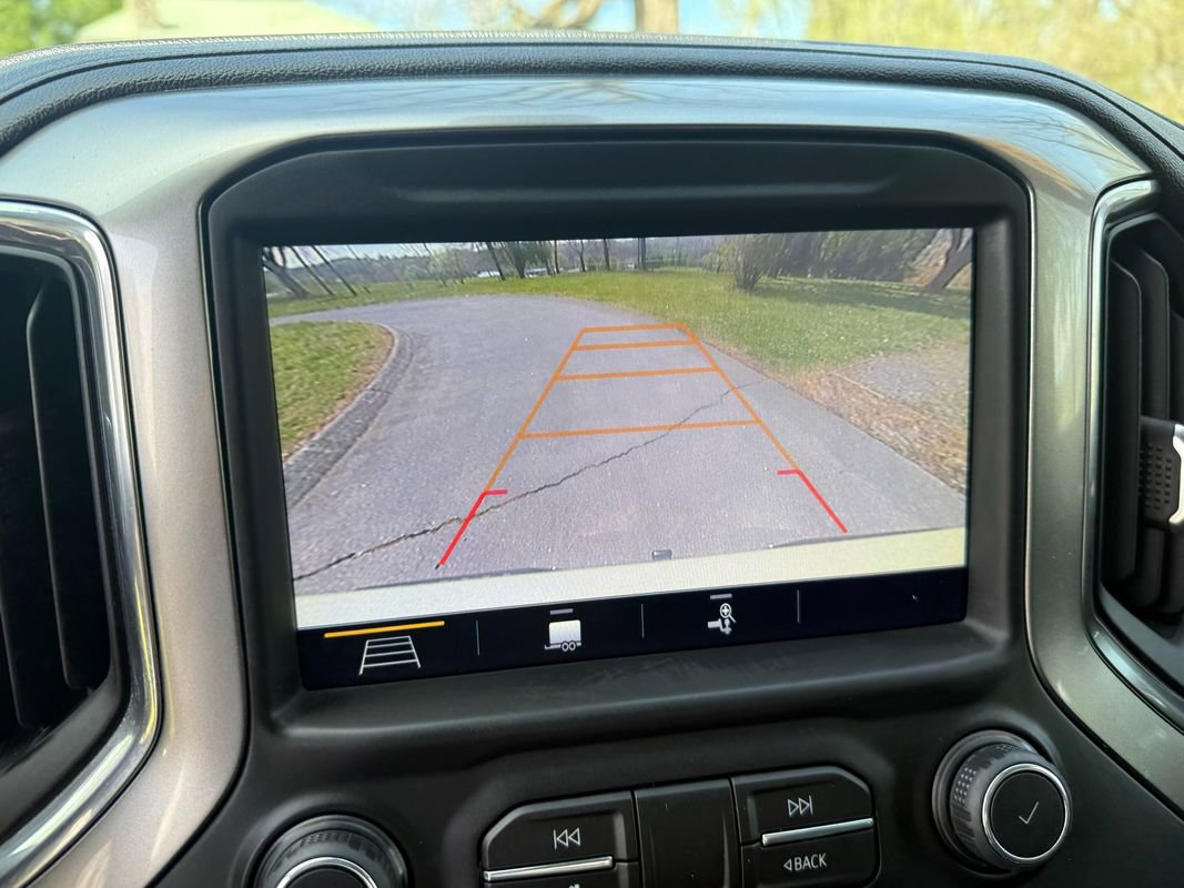 Used 2019 Chevrolet Silverado 1500 LTZ w/ LTZ Plus Package AWD/4WD image 27