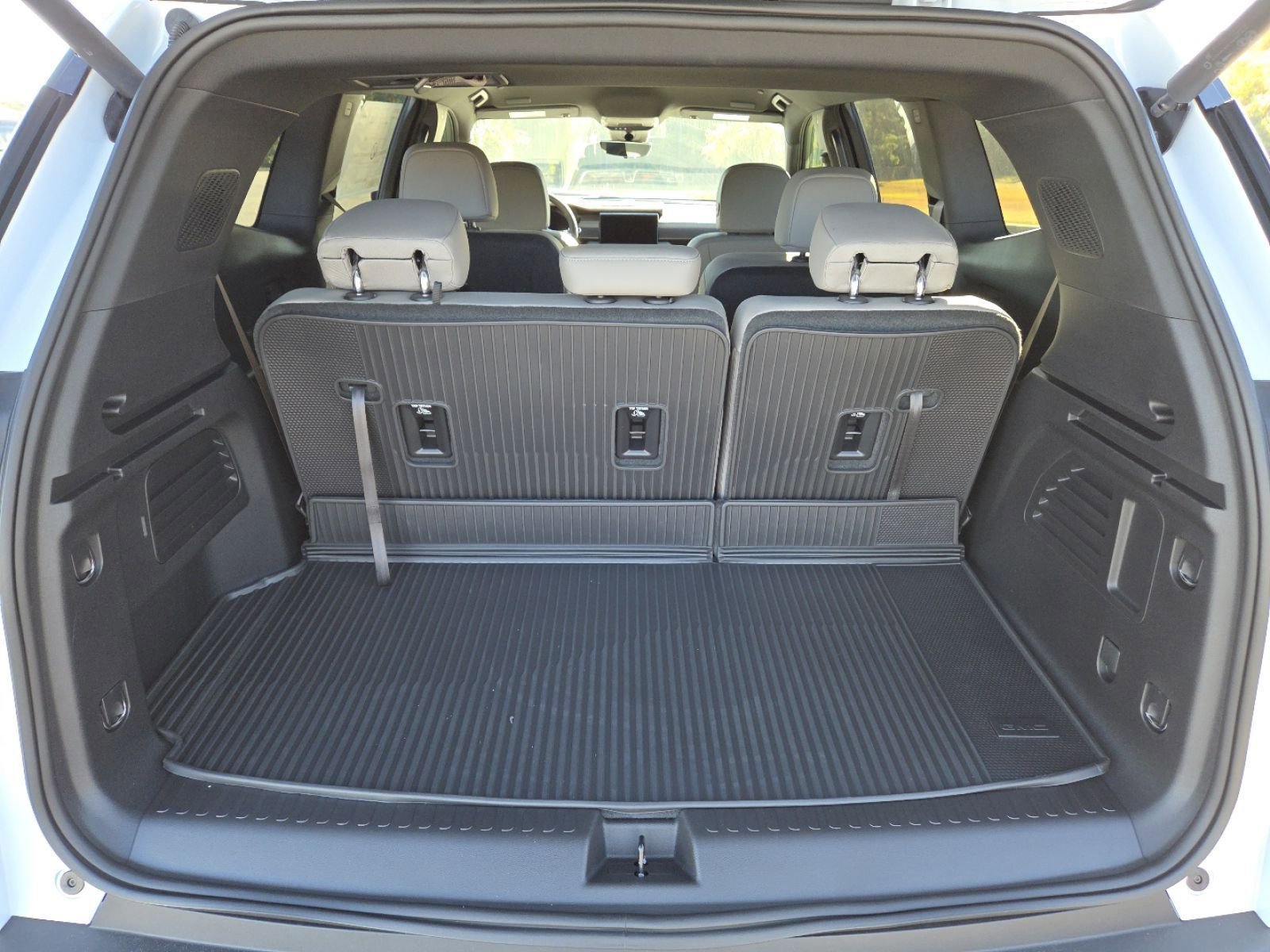 New 2026 GMC Acadia Elevation w/ Elevation Premium Package image 25