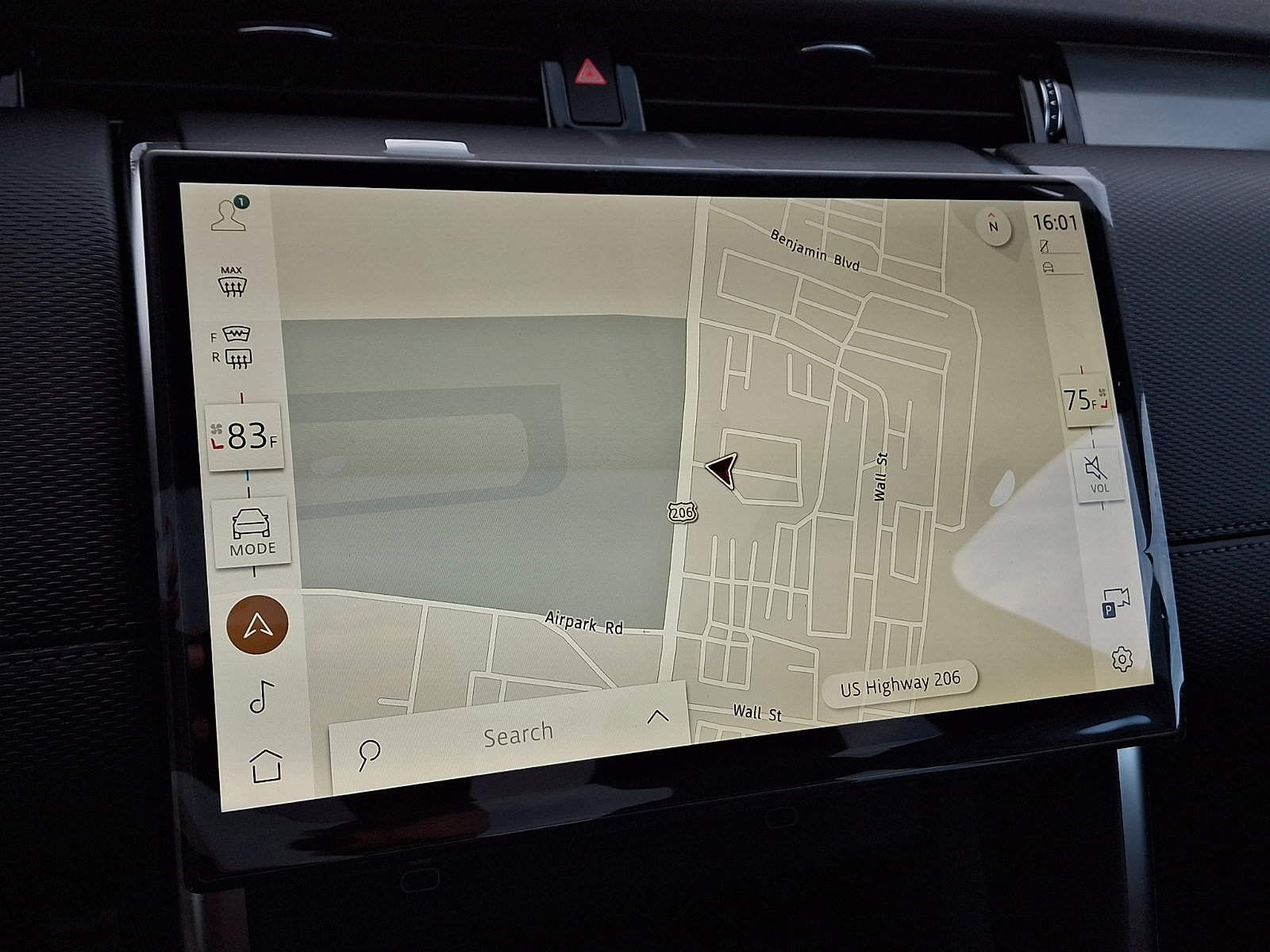 New 2026 Land Rover Discovery Sport Landmark image 15