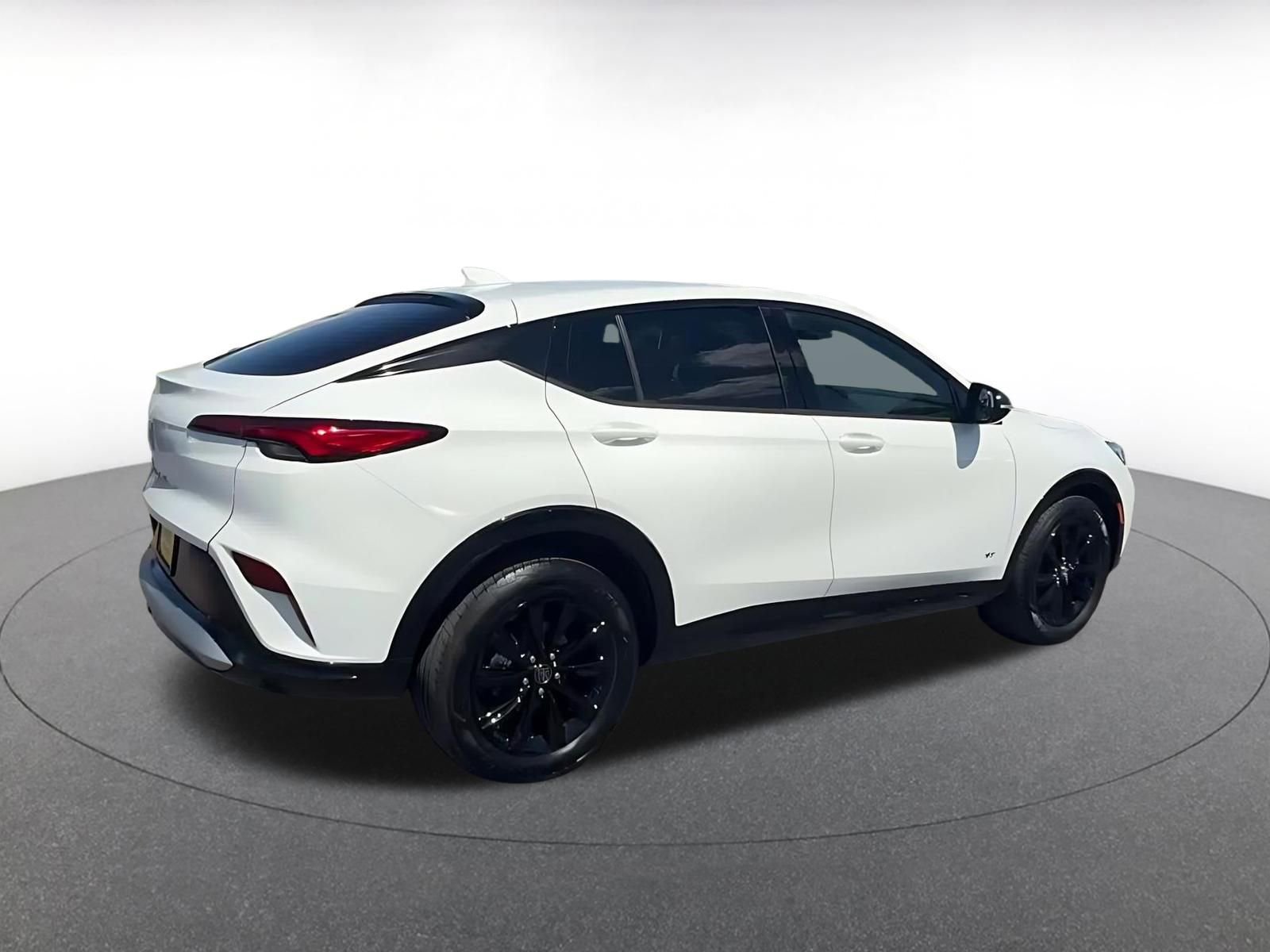 Used 2025 Buick Envista Sport Touring image 14