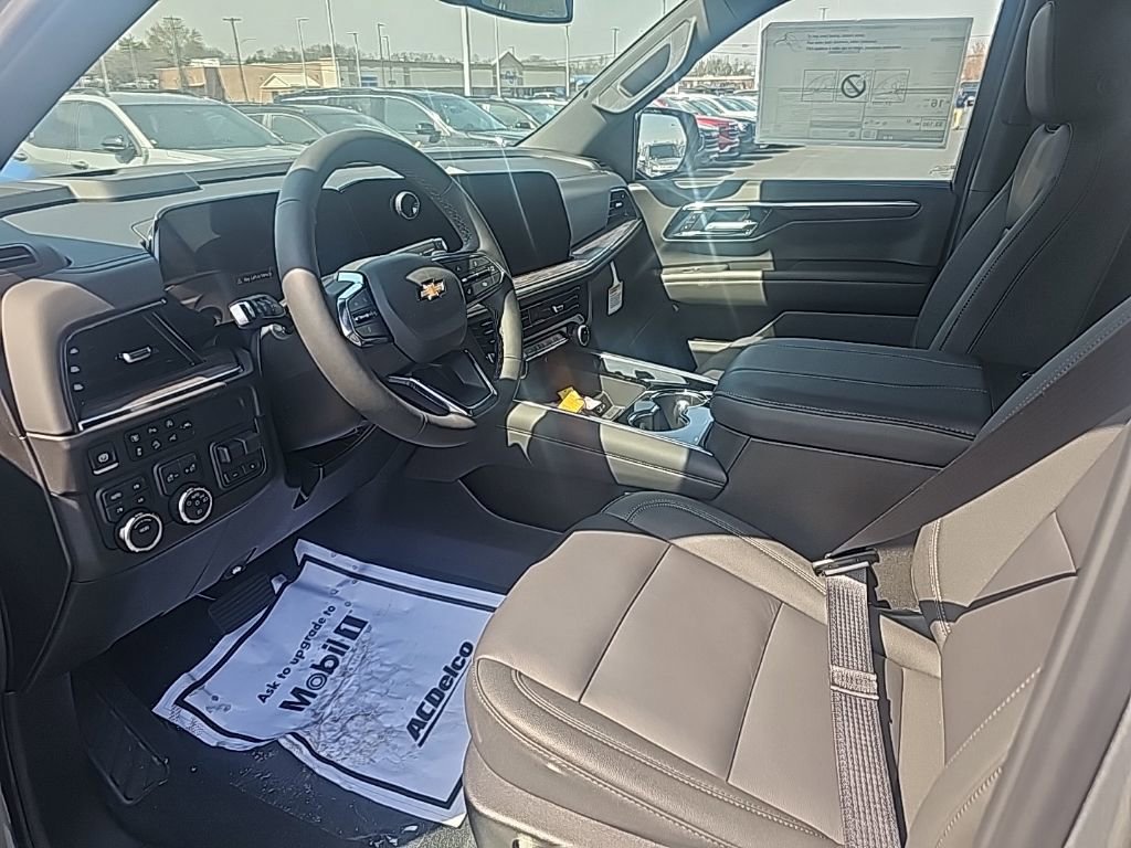 New 2026 Chevrolet Suburban LT w/ Comfort Package image 13
