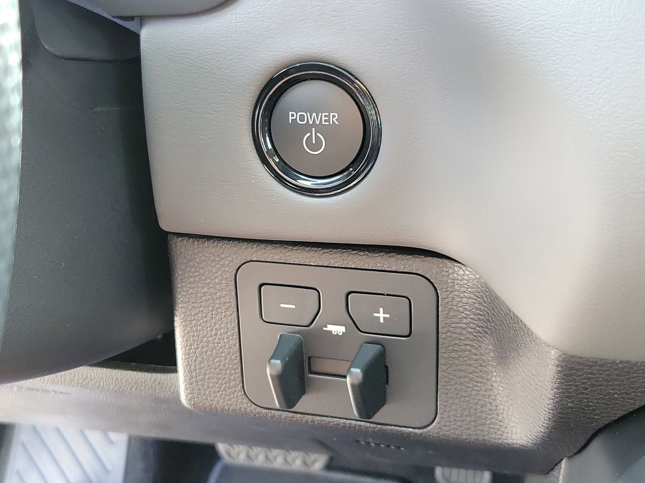 New 2026 Toyota Tundra Capstone AWD/4WD image 30