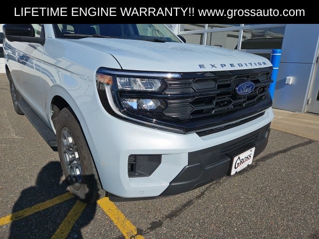 Used 2025 Ford Expedition Active AWD/4WD image 10