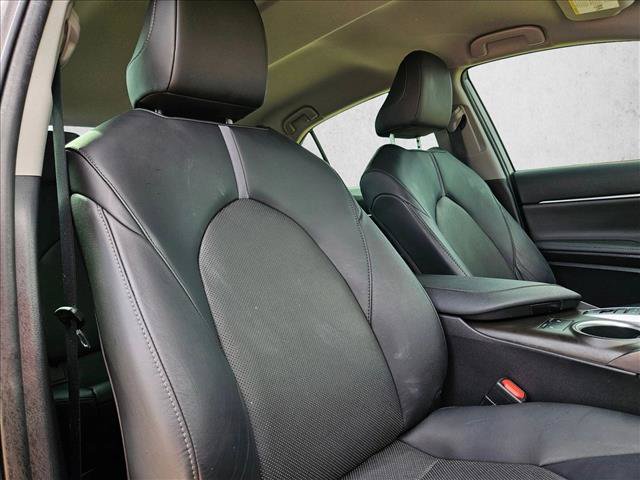 Used 2023 Toyota Camry XLE FWD image 21